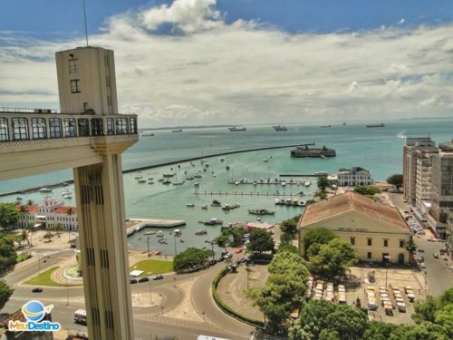 Elevador Lacerda e Baía de Todos os Santos - Salvador-BA