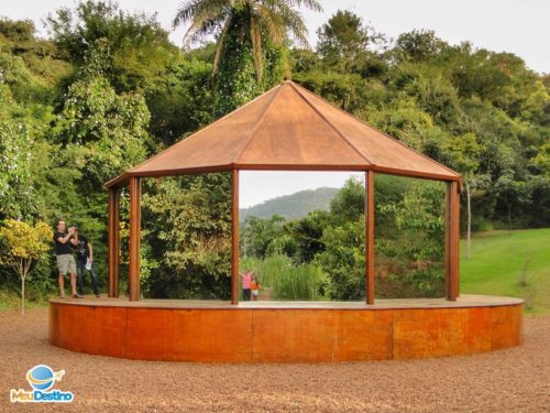 Inhotim - Museu de Arte Contemporânea e Jardim Botânico - Brumadinho-MG