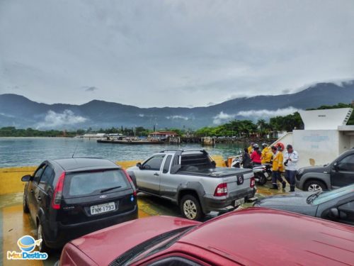 Dicas para fugir da fila da balsa em Ilhabela-SP