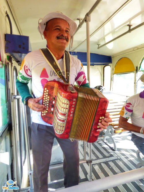 Seu Robertinho dos Oito Baixos