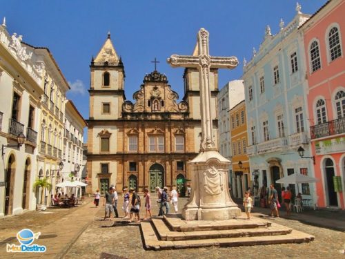 Largo do Cruzeiro e Igreja de São Francisco - Centro Histórico de Salvador-BA