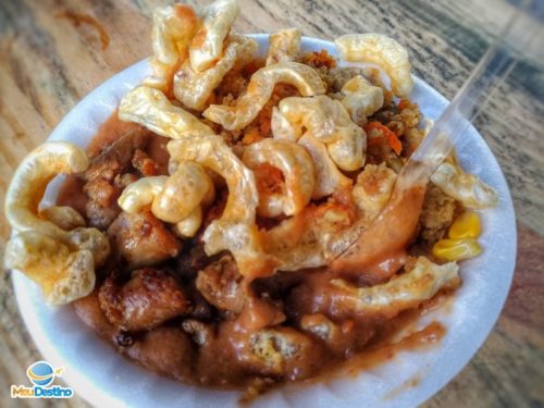 Tutu mole, farofinha, linguicinha fina e torresmo - Festival de Gastronomia Rural de Itapecerica-MG