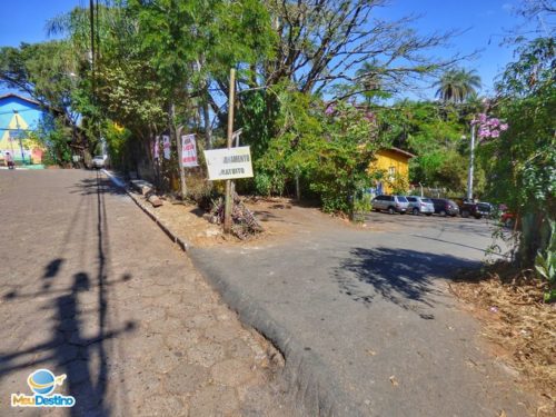 Estacionamento Público - O que fazer em Macacos-MG