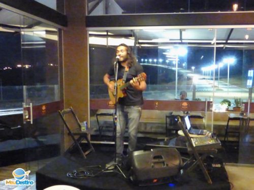 Música ao vivo