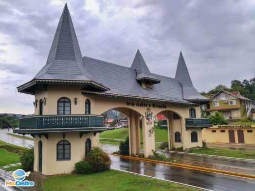 Pórtico de Entrada - O que fazer em Gramado-RS