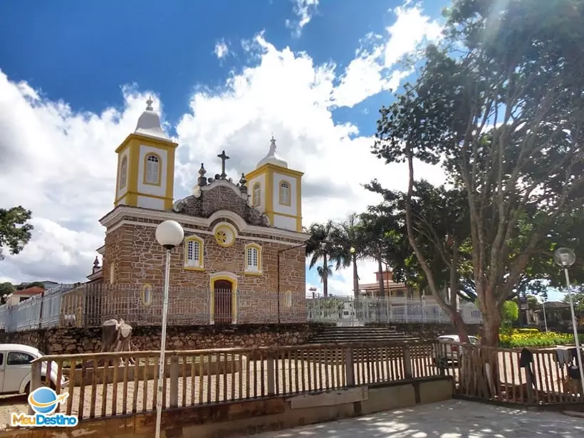 Igreja Matriz - O que fazer em Carrancas-MG