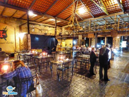 Restaurante e Espaço Cultural Santo Graal - Lavras Novas-MG