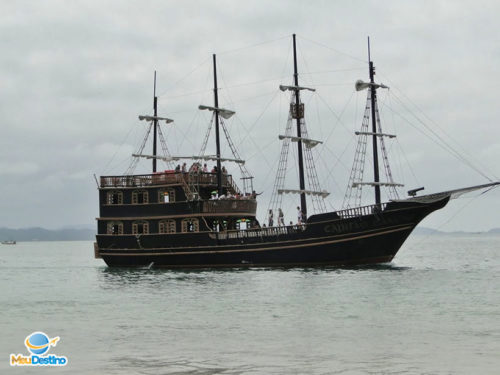 Barco Pirata - O que fazer em Balneário Camboriú-SC