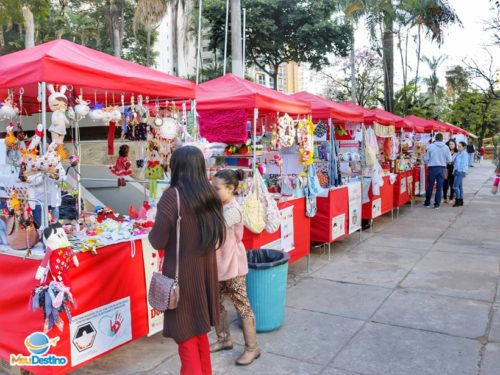 Feira Entre Amigos - Praça do Santuário - Divinópolis-MG