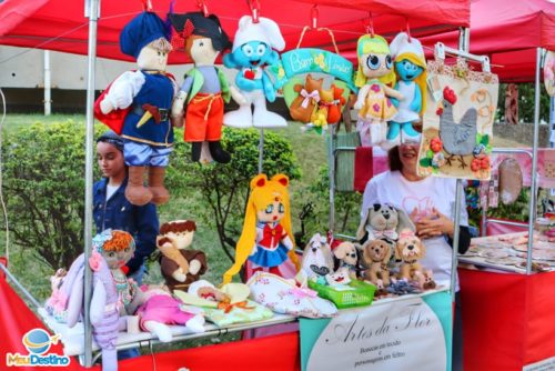 Feira Entre Amigos - Praça do Santuário - Divinópolis-MG