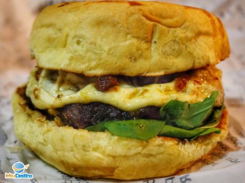 Chama Búrguer - - As melhores hamburguerias de Divinópolis-MG