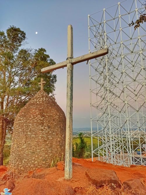Cruz de Todos os Povos - Morro da Gurita - Divinópolis-MG