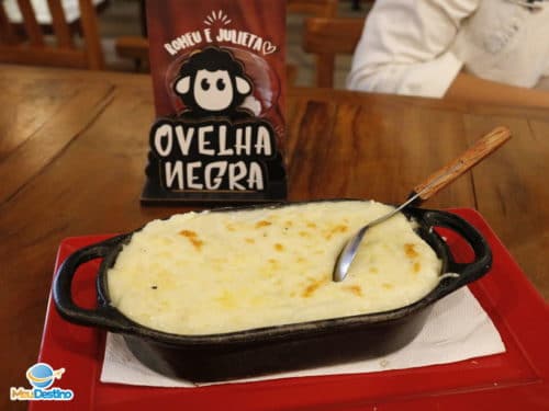 Escondidinho de Carne Seca - Cervejaria Ovelha Negra