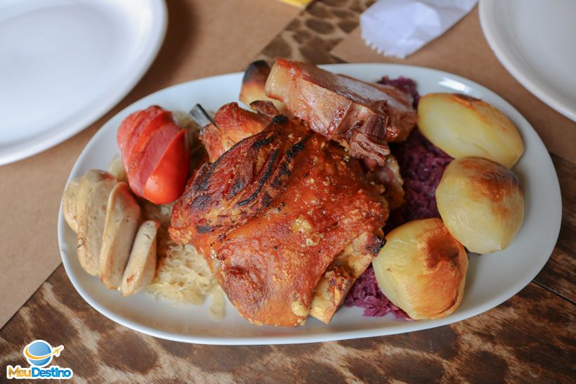 Schlachtplatte - Rasselbock Restaurante - Comida Alemã em Monte Verde-MG