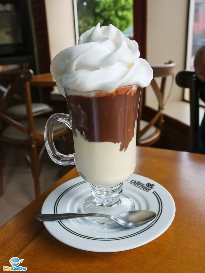 Chocolate com Sorvete e Chantilly - Sabor Chocolate