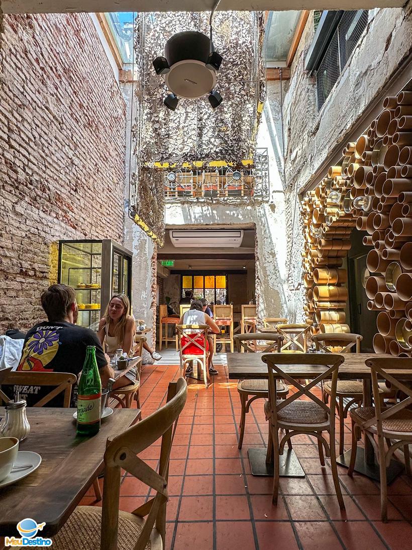 Moshu Treehouse - Café em Palermo - Buenos Aires - Argentina
