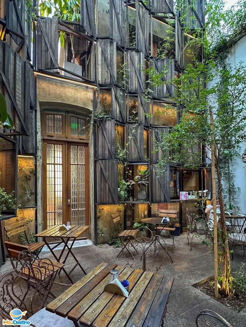 Moshu Treehouse - Café em Palermo - Buenos Aires - Argentina