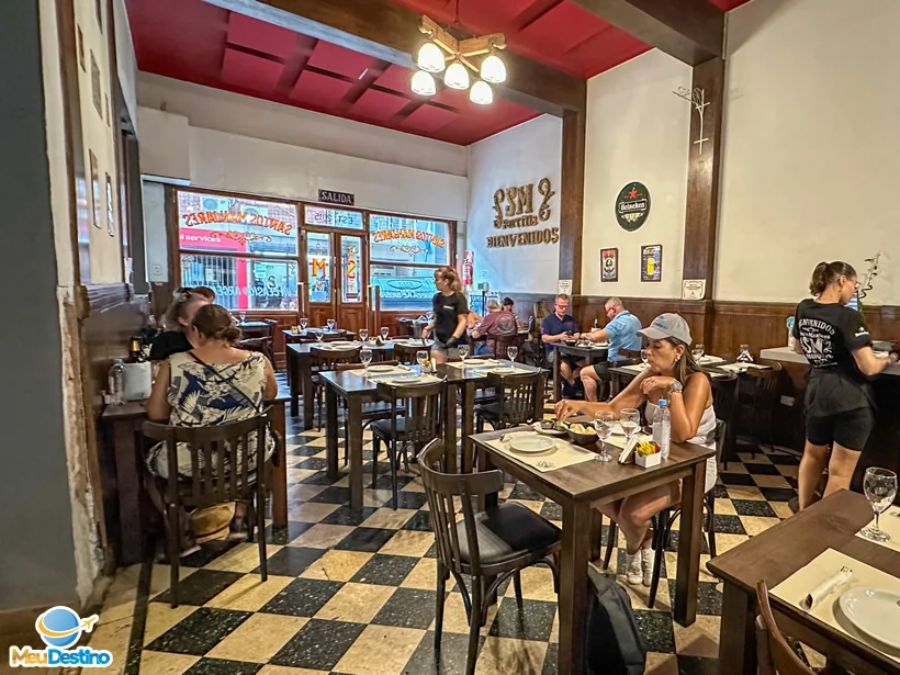 Restaurante Santos Manjares - Parrilla em Buenos Aires - Argentina